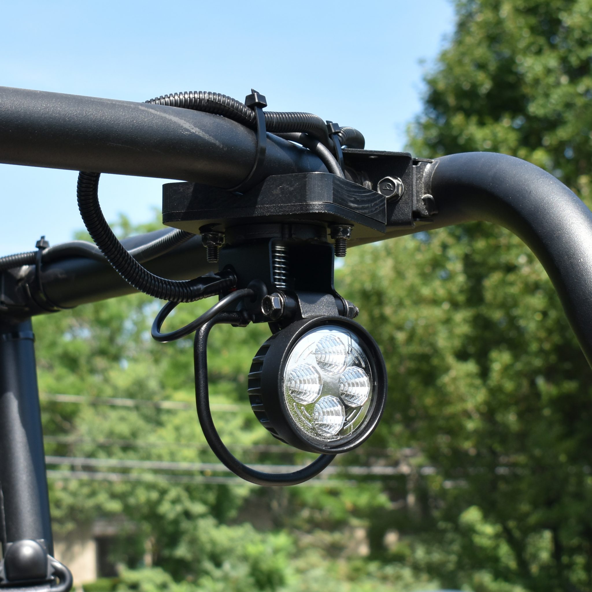Round ROPS-Mount Directional Work Lights - Image 2